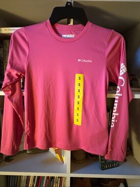 Child’s Columbia Hot Pink Long Sleeve Sun Shirt NWT
